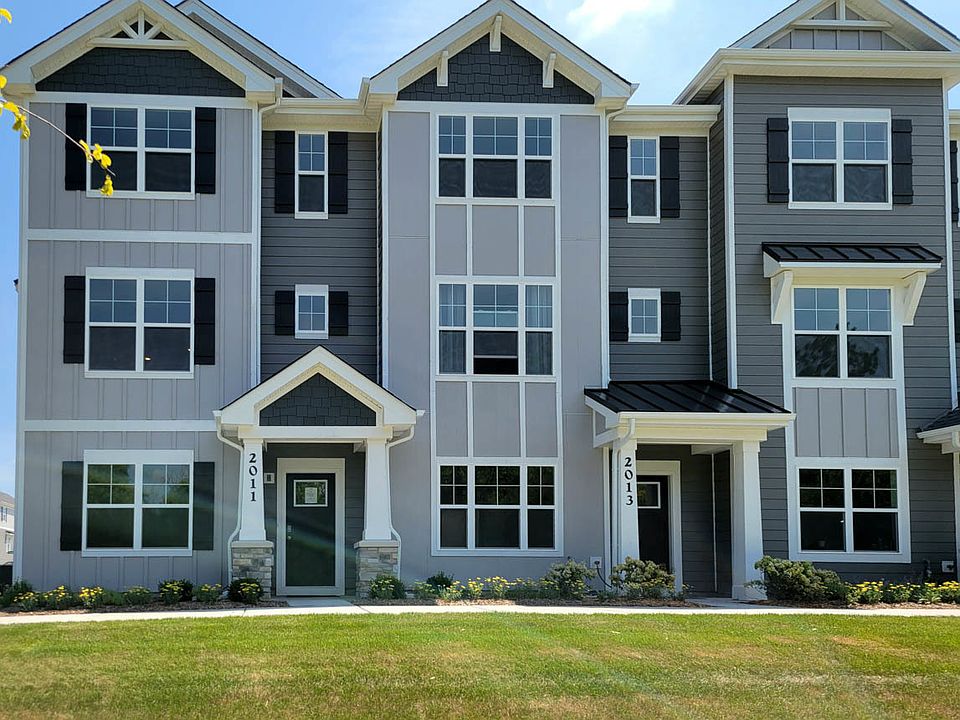 1st image of 2223 Glacier St