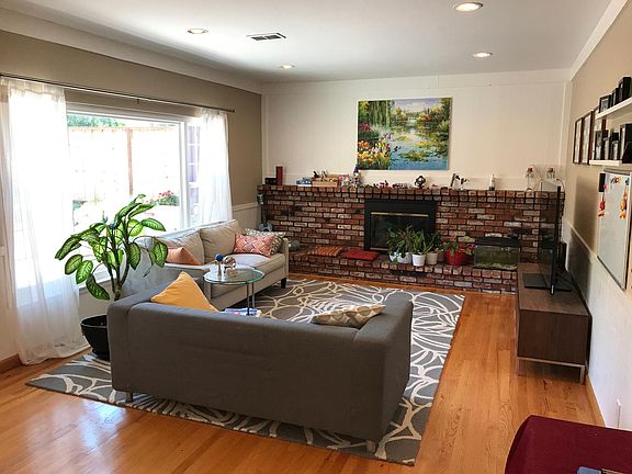 family room. Picture taken in 2017