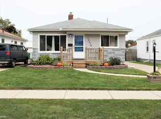 24578 Wilmot Ave, Eastpointe, MI 48021