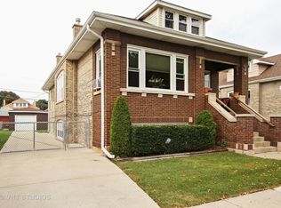 2322 Wesley Ave, Berwyn, IL 60402