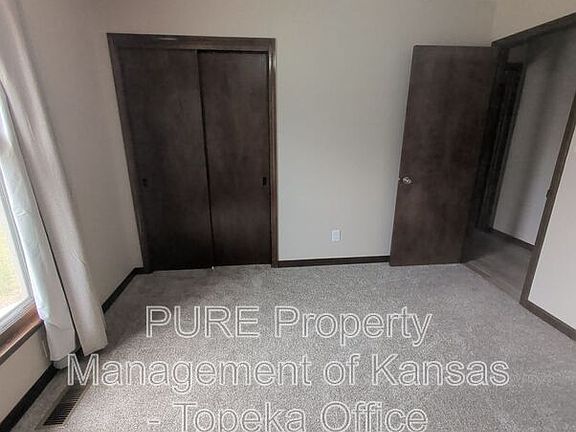 3rd image of 2605 SW Osborn Rd