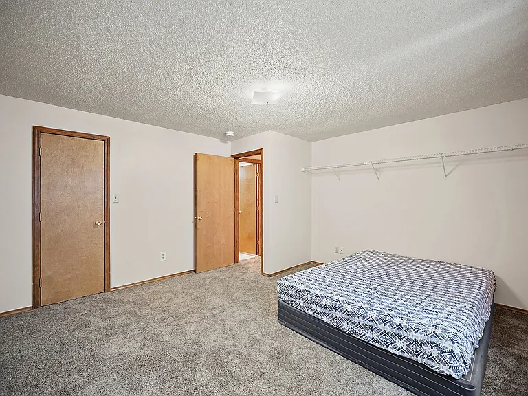 5855 Northwind Dr — Photo 31