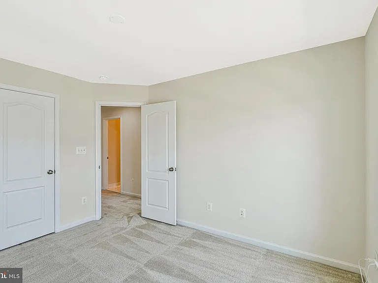 41835 Diabase Sq — Photo 12