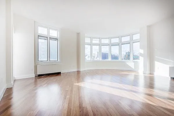 Rented by Brick&Mortar | media 7