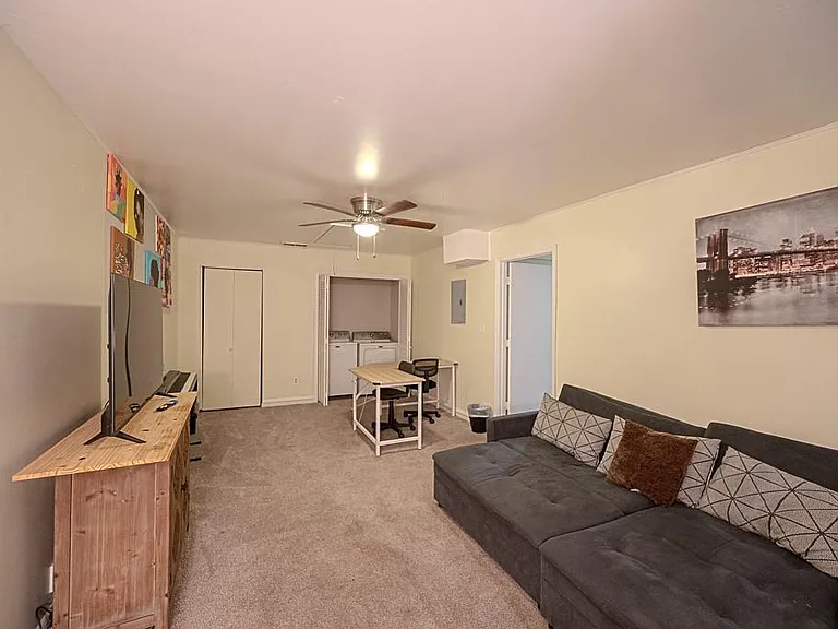 5393 Kirk Dr — Photo 14