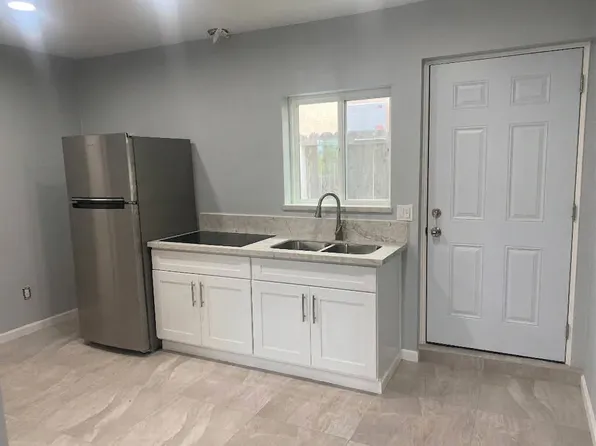 (undisclosed Address), San Diego, CA 92126