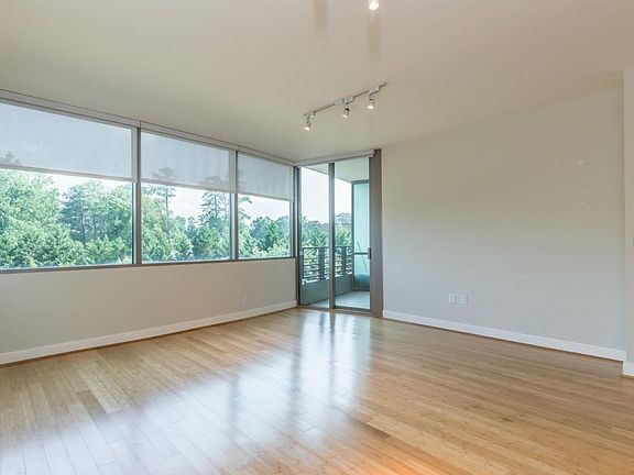 5th image of 700 Park Regency Pl NE APT 701