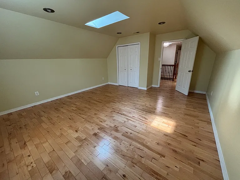 1835 Clarke Blvd — Photo 28