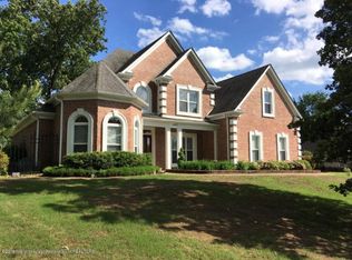 8437 Belmor Lakes Dr, Olive Branch, MS 38654