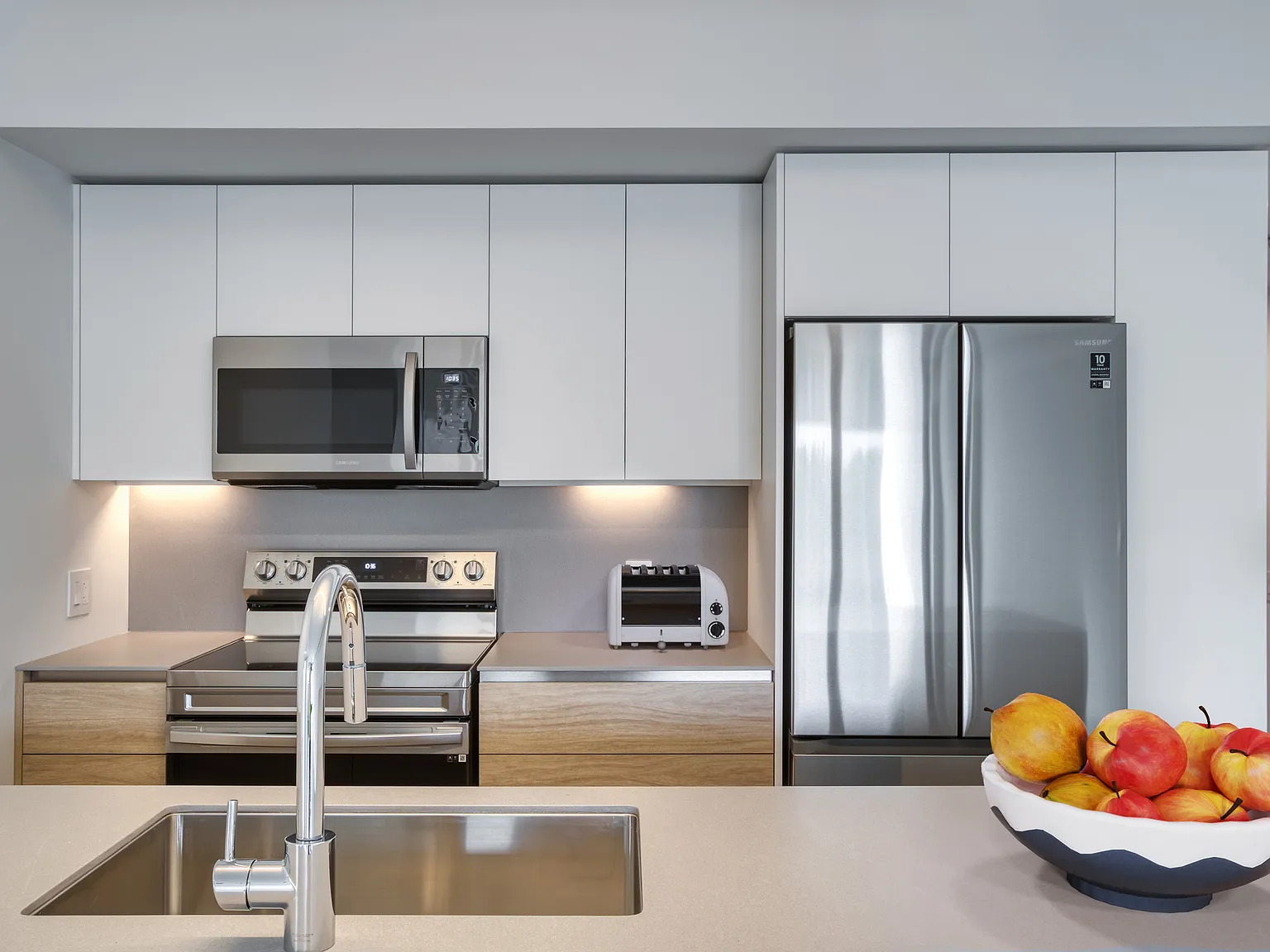 Don Togo Apartments — Photo 1