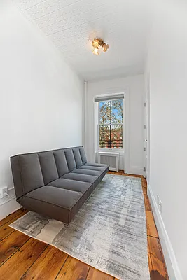 Rented by Compass | media 11