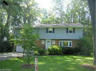 26445 Cranage Rd, Olmsted Falls, OH 44138