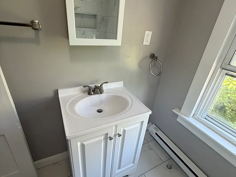 249 Blue Hills Ave #2W — Photo 5