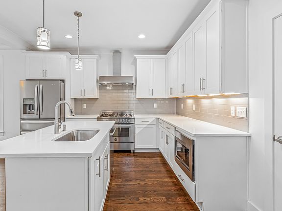 5th image of 5405A Louisiana Ave