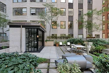 Rented by Nest Seekers International