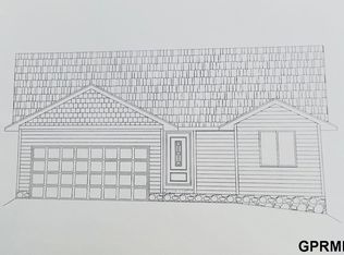 5014 Gold Cir, Omaha, NE 68106