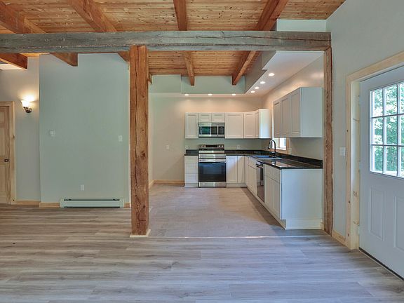 3rd image of 141 Higgins Hill Road