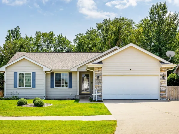 116 17th St SE, Altoona, IA 50009
