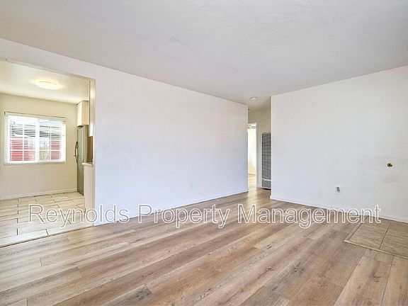 3rd image of 3341 Chamoune Ave