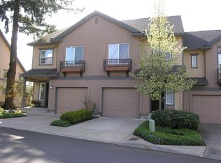 3 Summit Ridge Ct, Lake Oswego, OR 97035