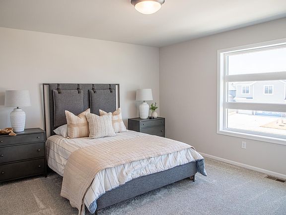 4th image of 212 Lionheart Dr