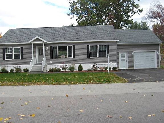 2nd image of 28 Trout Brook Dr