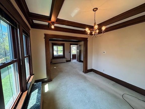 5th image of 4215 Columbus Ave