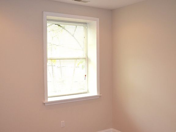 4th image of 1412 W Susquehanna Ave APT 2