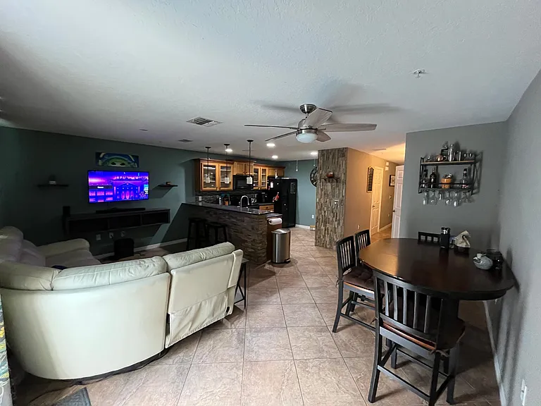 465 Tradition Ln — Photo 1