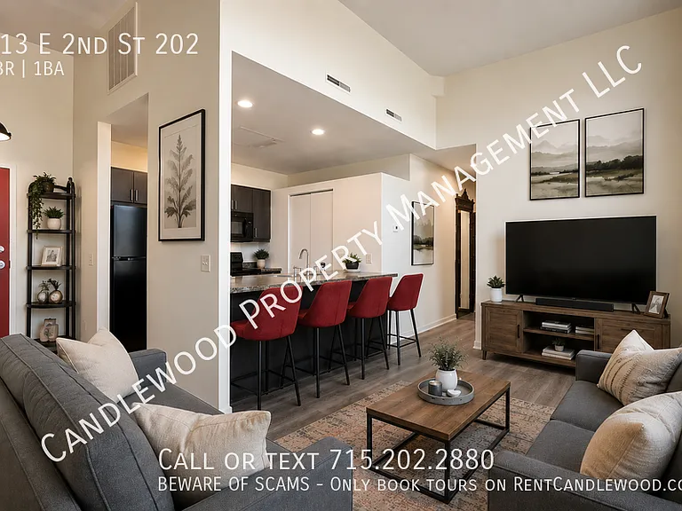 713 E 2nd St #202 — Photo 6