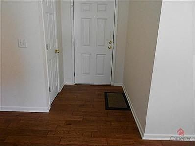 3rd image of 1261 Sherwood Dr