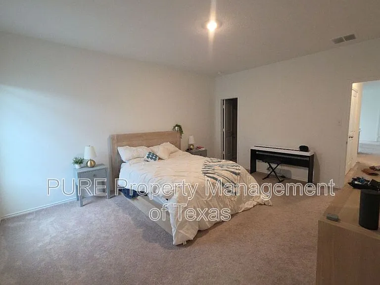 1232 Cattail Ln — Photo 8
