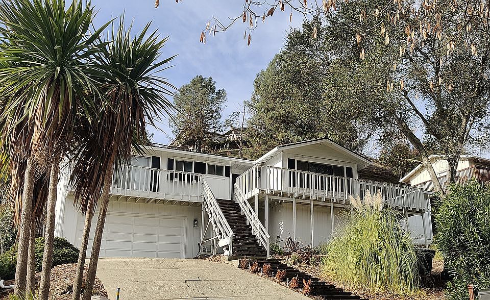 1st image of 17230 Quail Ct
