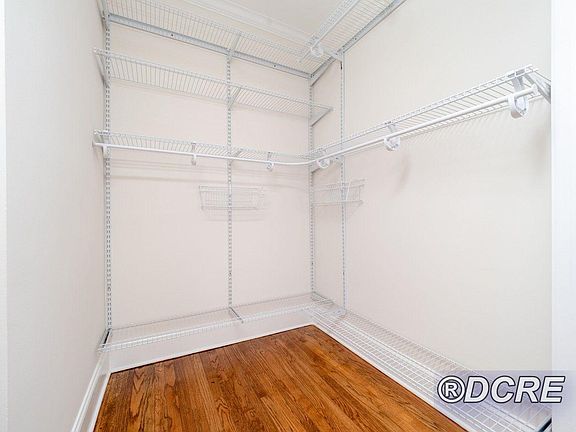 3rd image of 6945 N Ashland Ave #N2