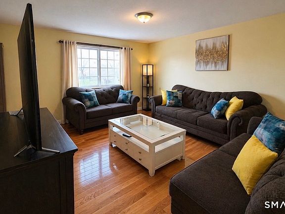 3rd image of 519 Scott Road #55