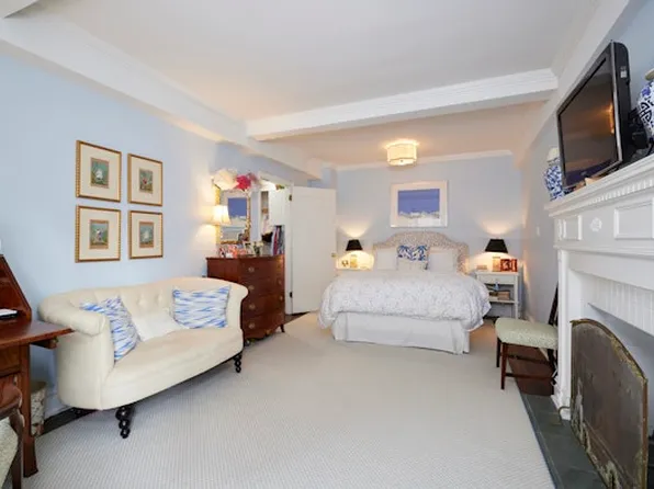 205 East 78th Street image 3 of 7