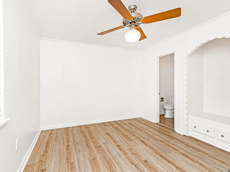11444 Saint Lawrence Dr — Photo 19