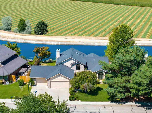 7956 W Thunder Mountain Dr, Boise, ID 83709