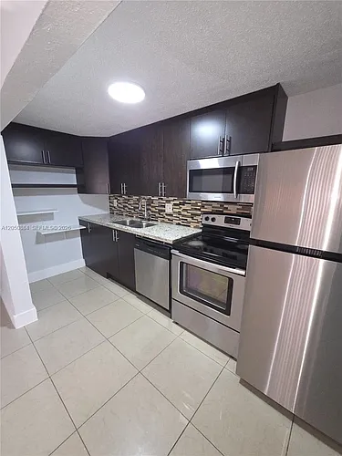 4170 NW 79th Ave #1B Photo 1 4170 NW 79th Ave #1B Photo 1