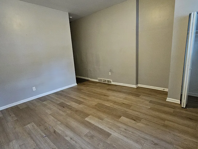 111 N Hermitage Ave #5 — Photo 12
