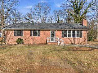 4400 Treely Rd, Chester, VA 23831