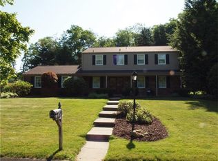 696 Olive St, Pittsburgh, PA 15237