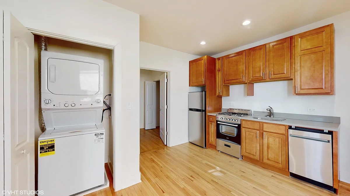 Building Photo - 416 Ridge Rd #R