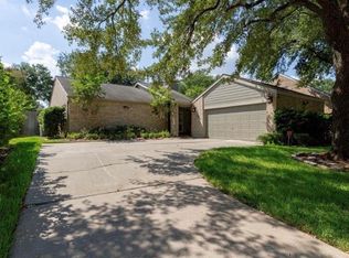 1926 Woodland Springs St, Houston, TX 77077
