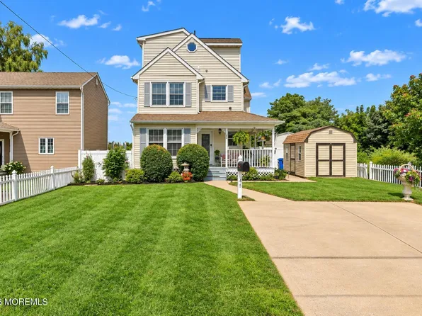 45 Florence Avenue, Leonardo, NJ 07737