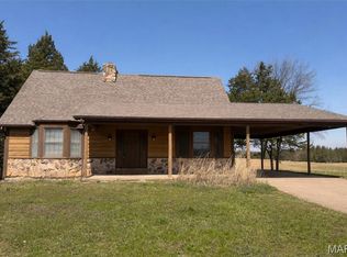 4455 Cedar Tree Ln, De Soto, MO 63020