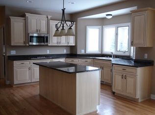 61394 Admiral Dr, Washington Township, MI