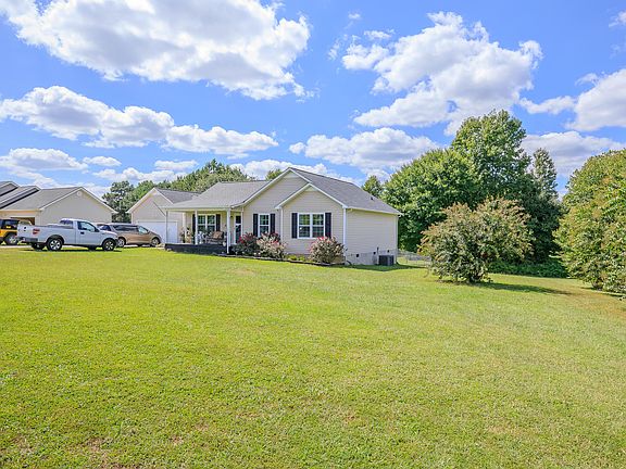 2nd image of 145 Glen Eden Way
