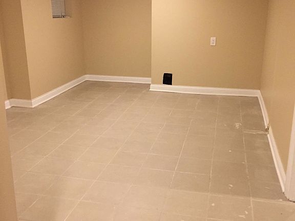 2nd image of 3347 N Avers Ave
