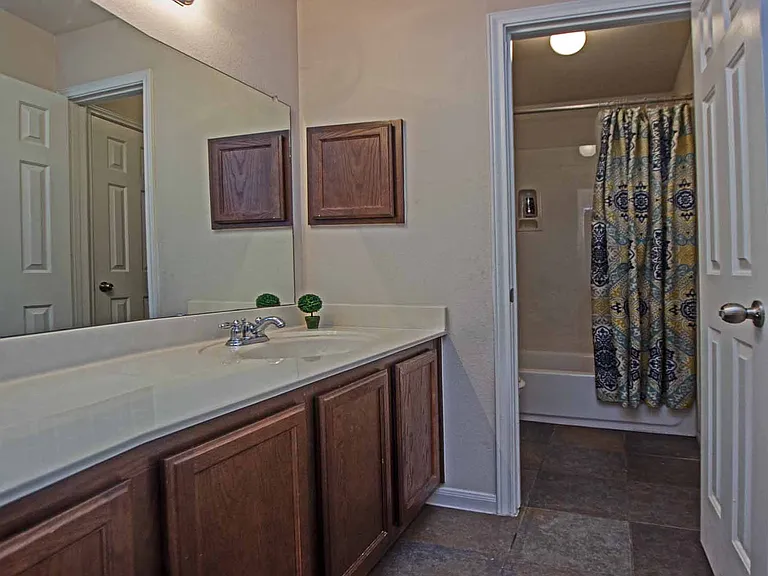 5809 Calc Stone Dr — Photo 6